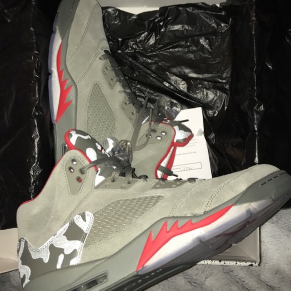 jordan retro 5 dark stucco university red